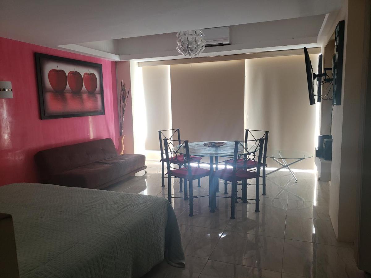 Hotel Torres Gemelas Vista Al Mar A Pie De Playa Акапулко Екстериор снимка