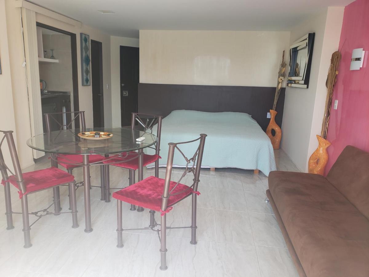 Hotel Torres Gemelas Vista Al Mar A Pie De Playa Акапулко Екстериор снимка